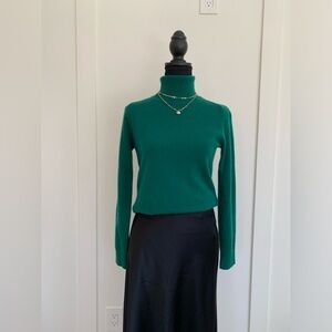 Quince Green 100% Cashmere Turtleneck, Small